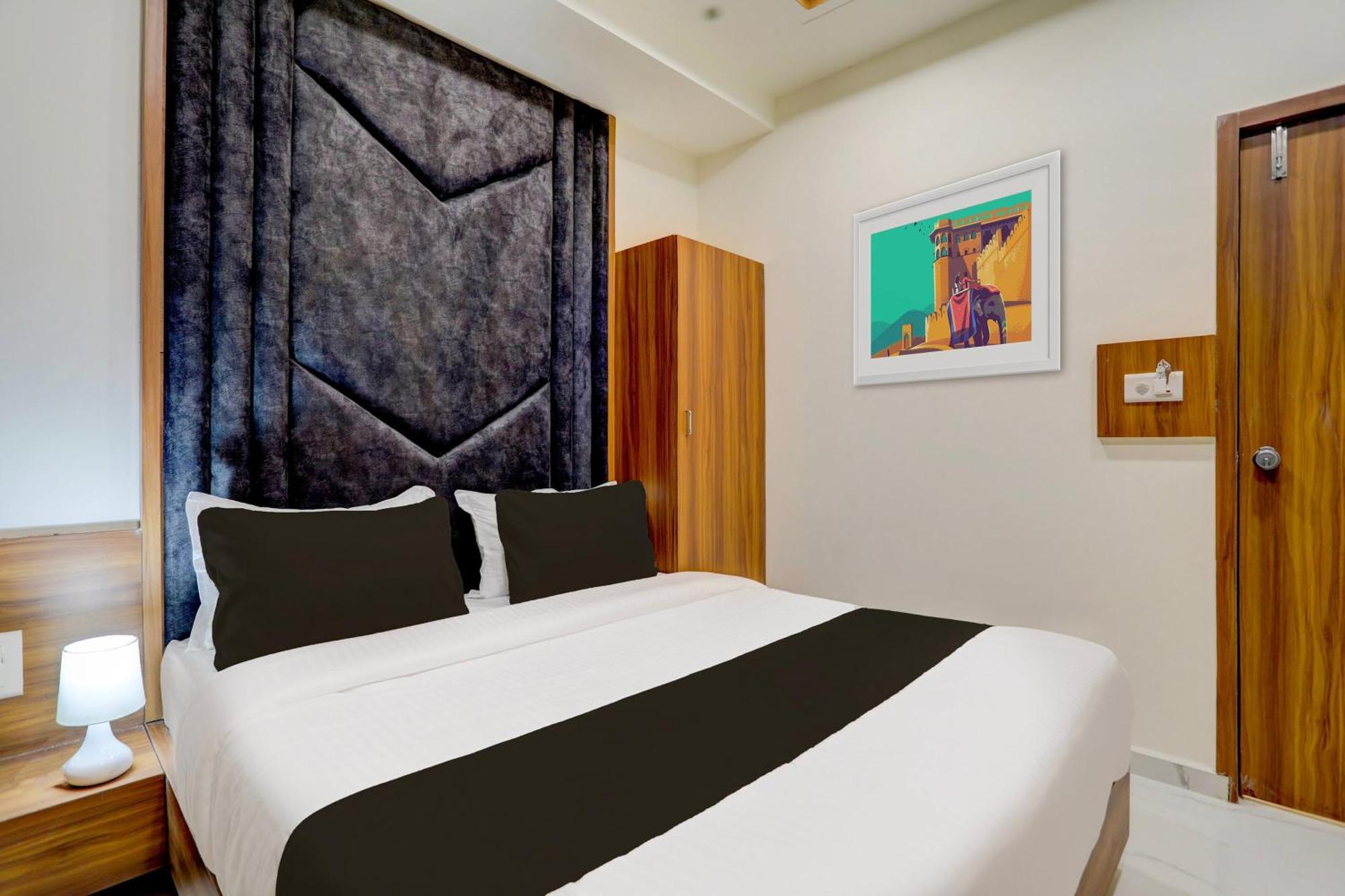 Hotel O Sun Light Ahmedabad Ngoại thất bức ảnh